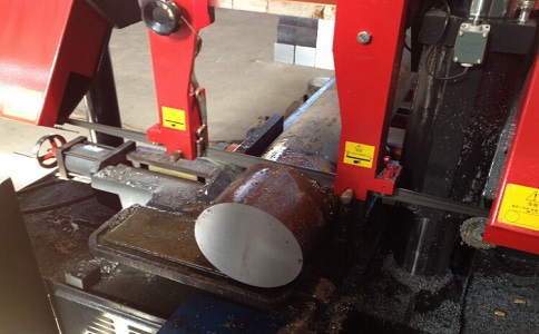 禅城卧式带锯床加工时出现明显振荡如何排查？